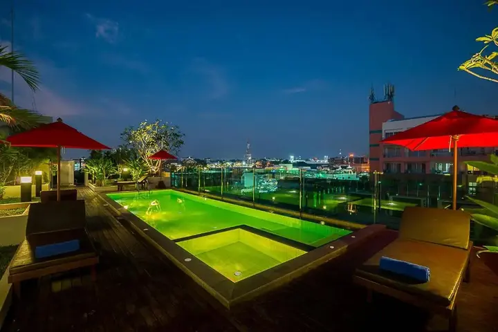 Паттайя: Sunshine Hip Hotel
