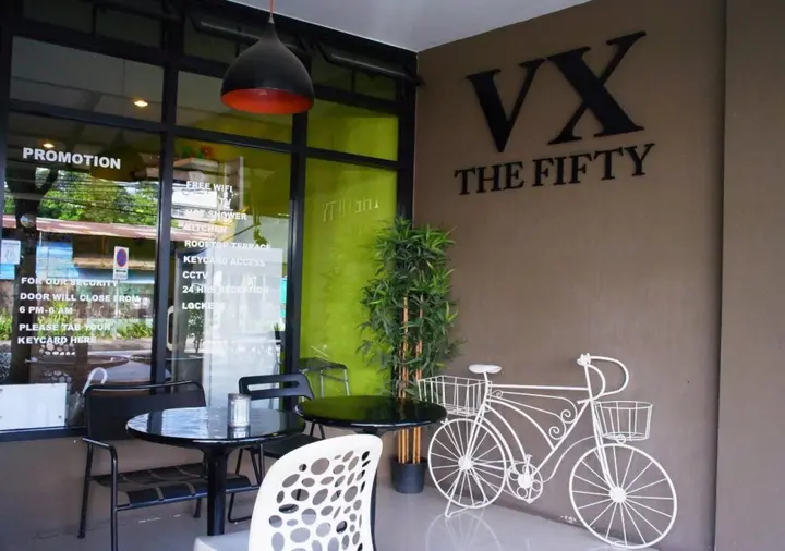 Бангкок: VX The Fifty - Hostel