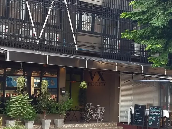 Бангкок: VX The Fifty - Hostel