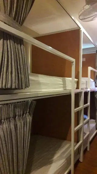 Бангкок: VX The Fifty - Hostel