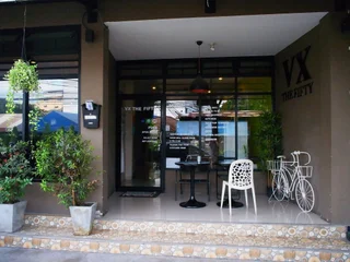 Бангкок: VX The Fifty - Hostel