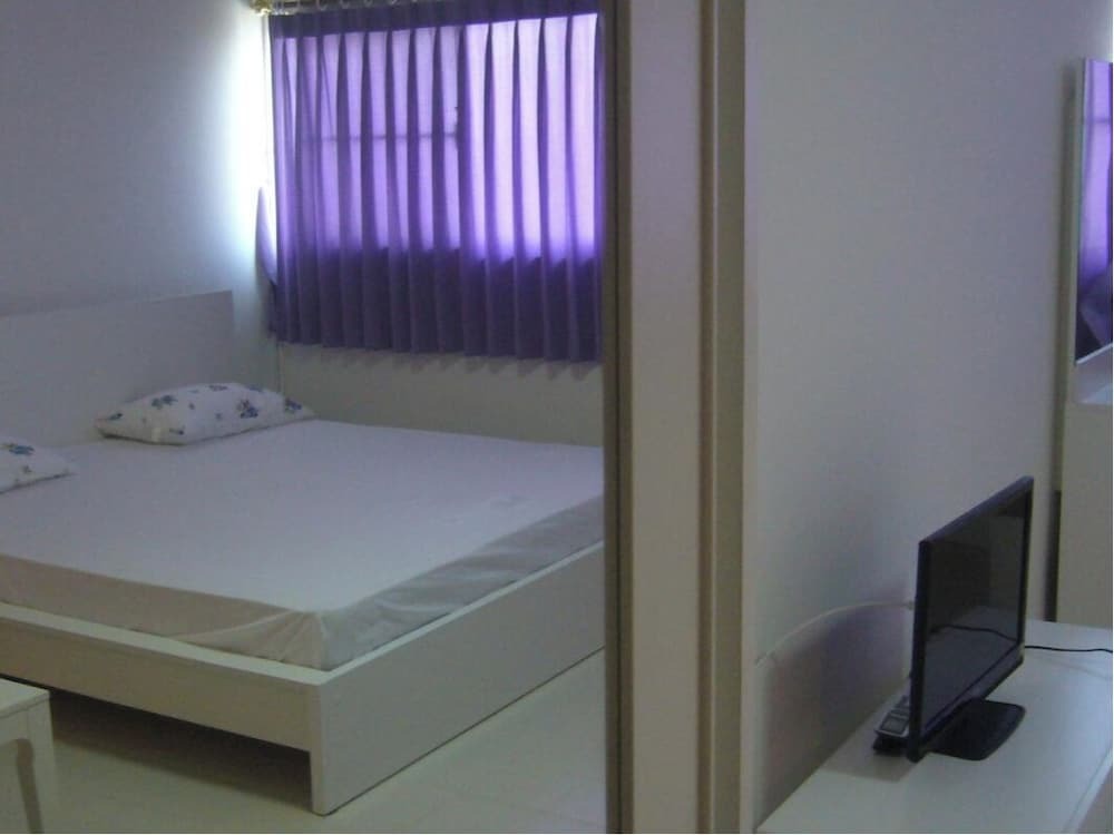 Нонтхабури: Room-dmk Don Mueang Airport Guest House