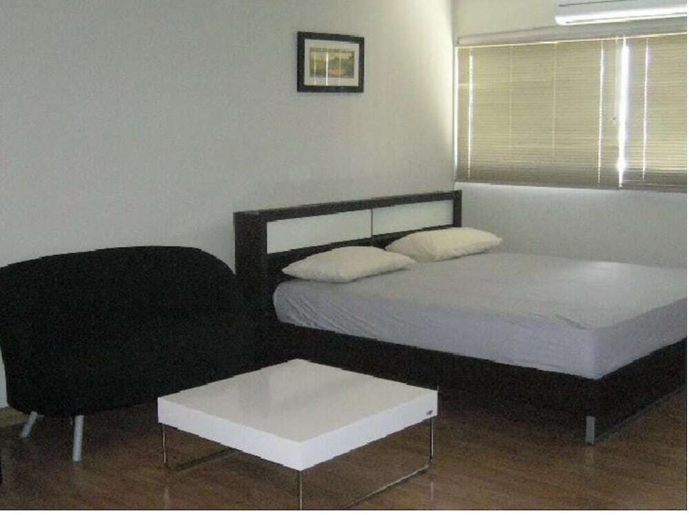 Нонтхабури: Room-dmk Don Mueang Airport Guest House