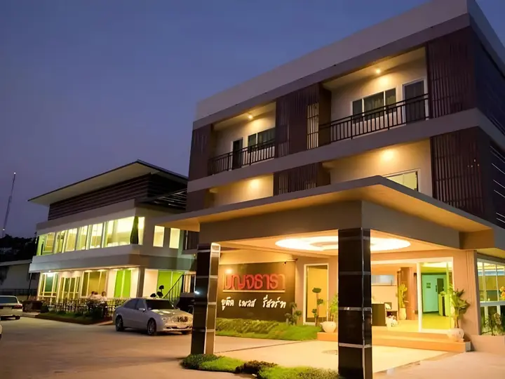 Лопбури: Benjatara Boutique Place Resort