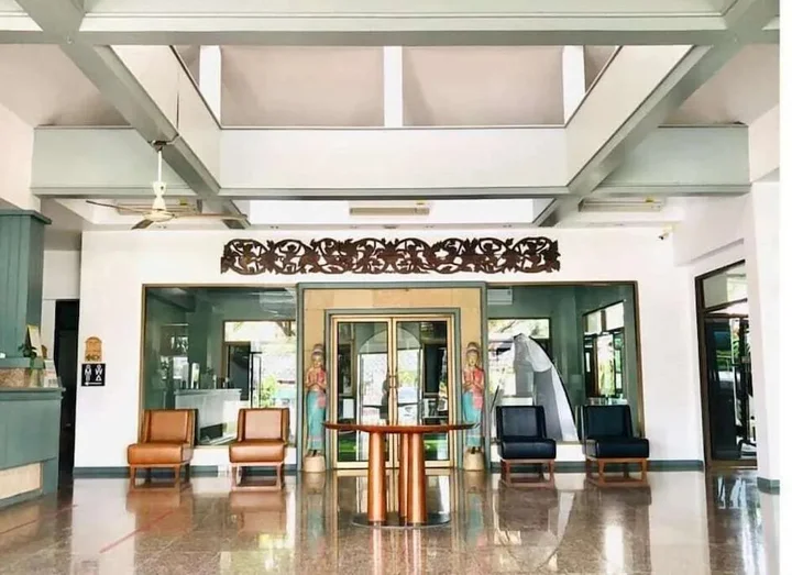 Лопбури: Lopburi Inn