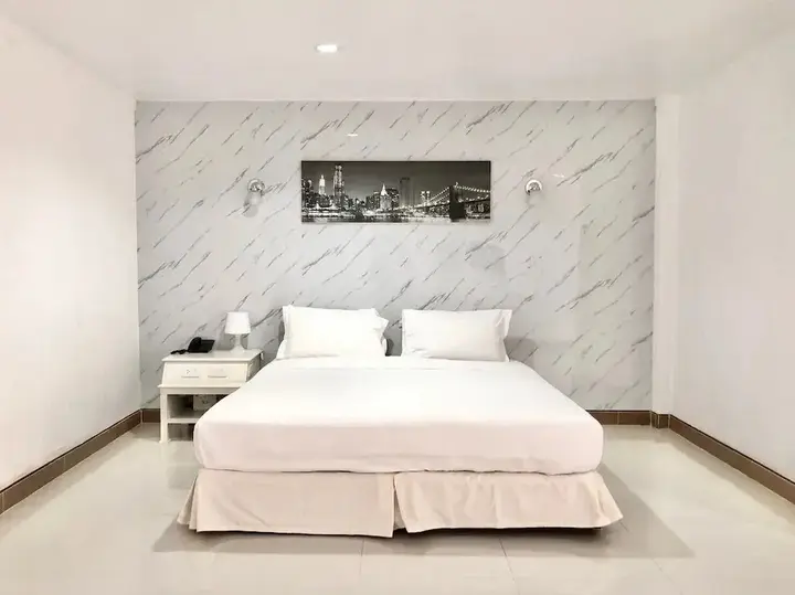 Лопбури: Lopburi Inn