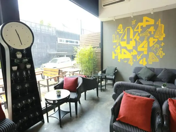Лопбури: MDR Hotel