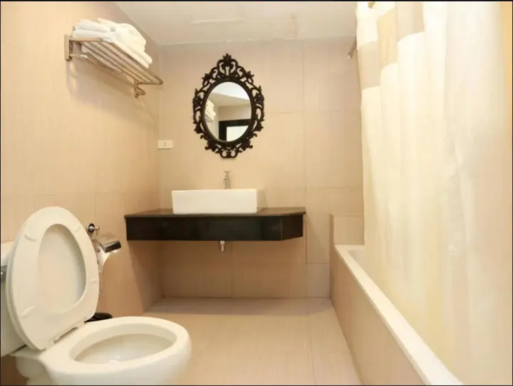 Лопбури: MDR Hotel