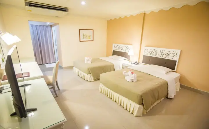 Лопбури: DadD Resort by Lopburi Inn Resort