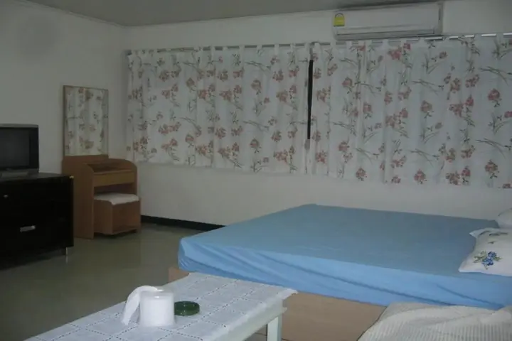 Паккрет: Poppular Palace Don Mueang Bangkok