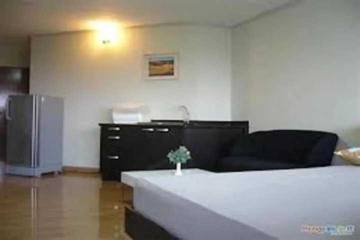 Паккрет: Poppular Palace Don Mueang Bangkok