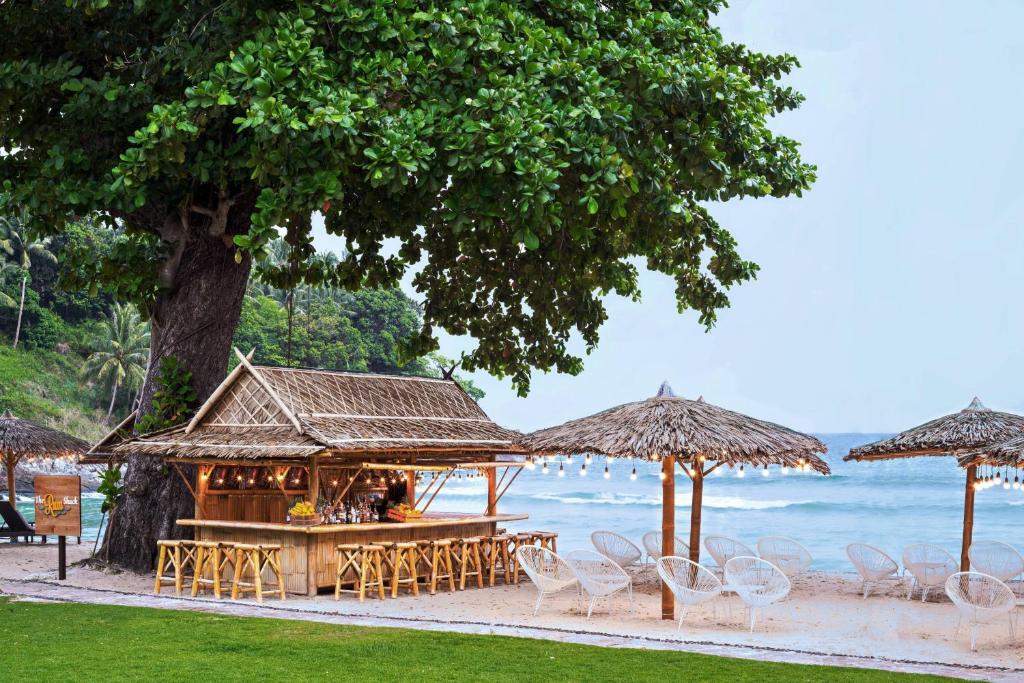 Кату: Phuket Marriott Resort & Spa, Merlin Beach