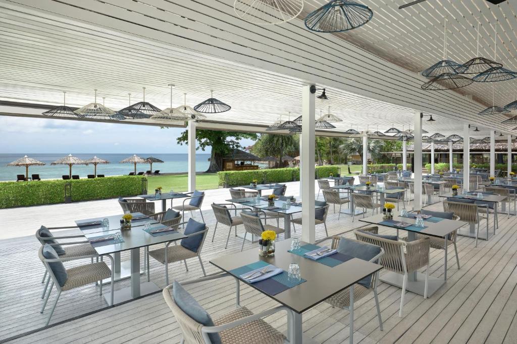 Кату: Phuket Marriott Resort & Spa, Merlin Beach