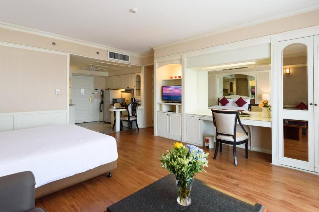 Бангкок: Centre Point Plus Hotel Pratunam