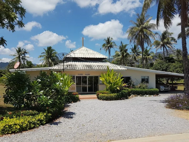 Сам-Рои-Йот: Talay Tara Resort