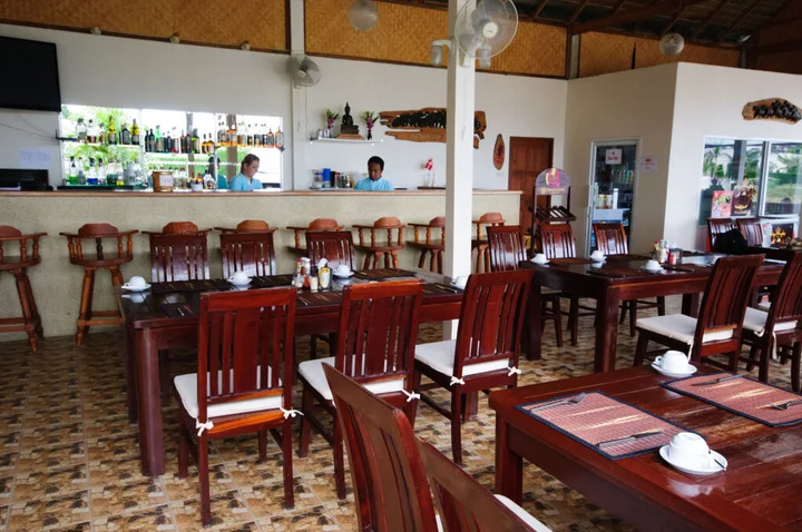 Сам-Рои-Йот: Talay Tara Resort