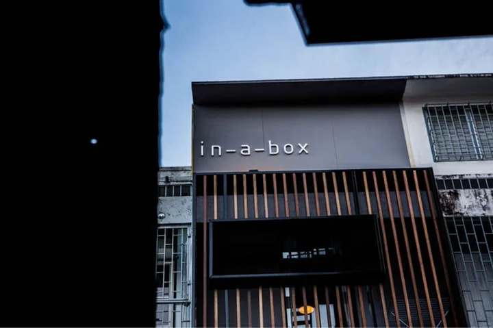 Бангкок: In A Box Hostel
