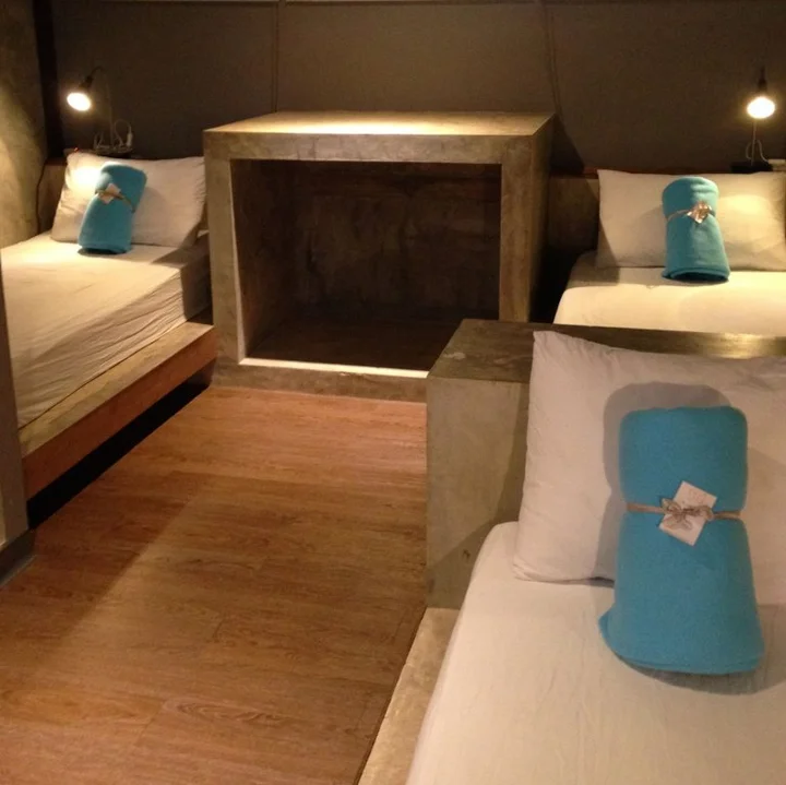 Бангкок: In A Box Hostel
