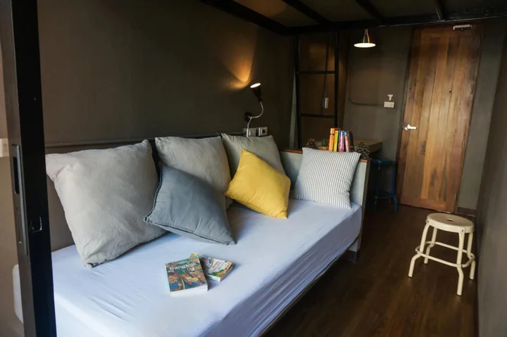 Бангкок: In A Box Hostel