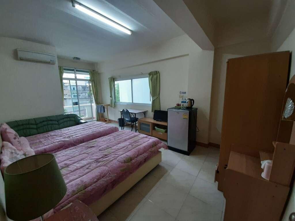 Нонтхабури: Vanlisut Hotel Ngamwongwan