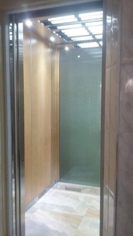 Нонтхабури: Vanlisut Hotel Ngamwongwan