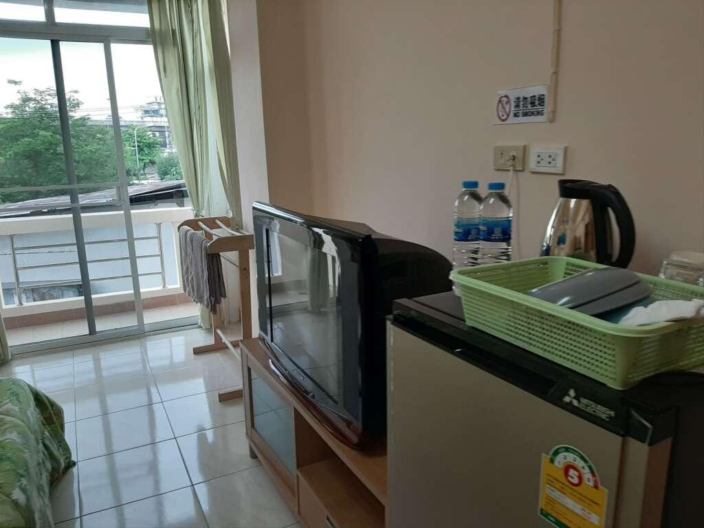 Нонтхабури: Vanlisut Hotel Ngamwongwan