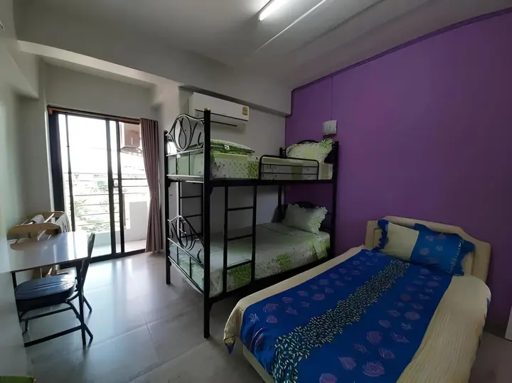 Нонтхабури: Vanlisut Hotel Ngamwongwan