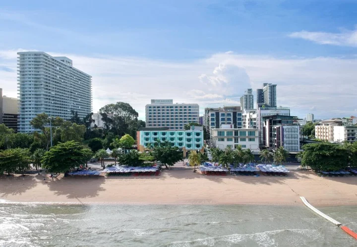 Паттайя: Wave Hotel Pattaya