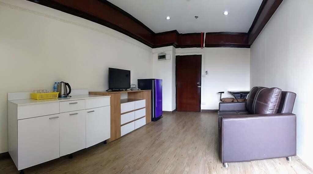 Бангкок: Komol Residence Bangkok
