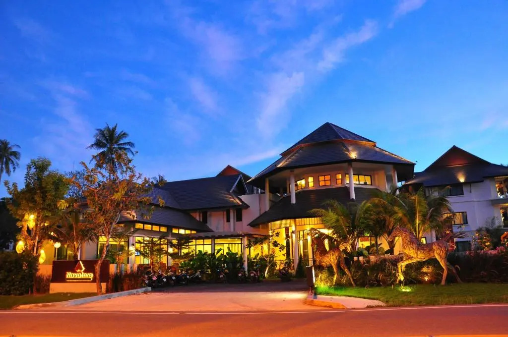 Пхукет: Курорт Navatara Phuket Resort