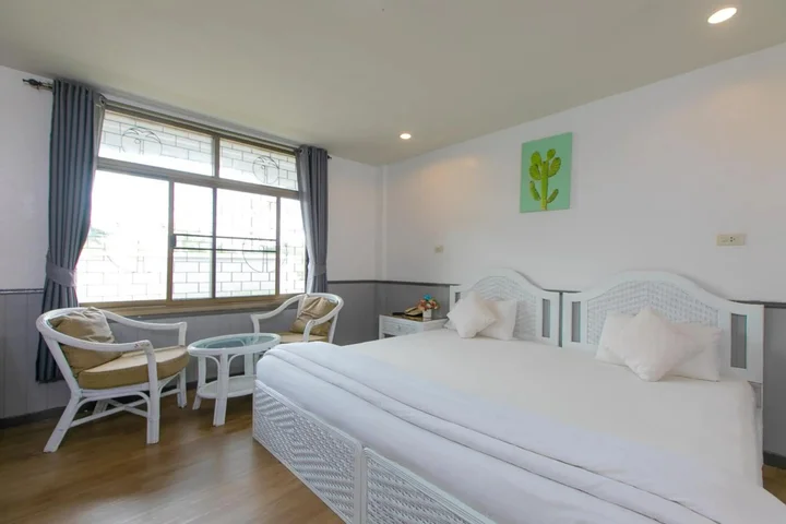 Чумпхон: The Mercy Hotel