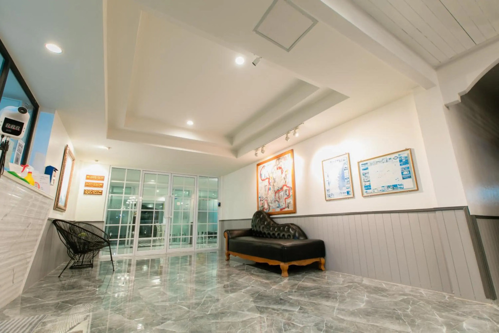Чумпхон: The Mercy Hotel