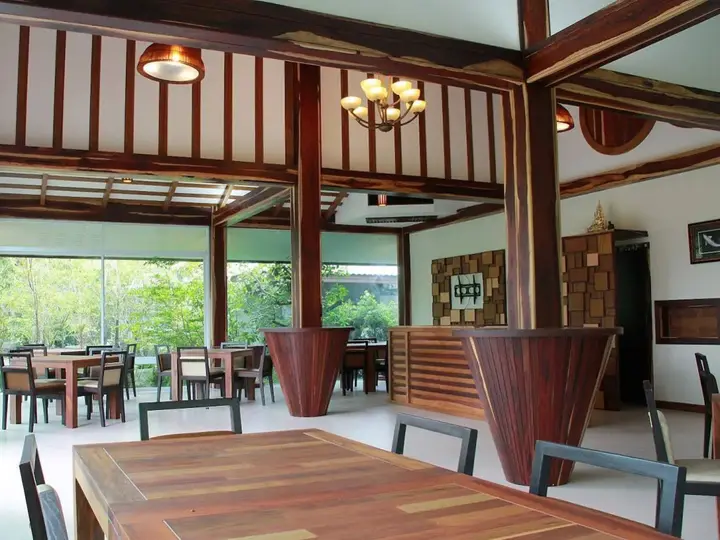 Пхитсанулок: Taman Resort