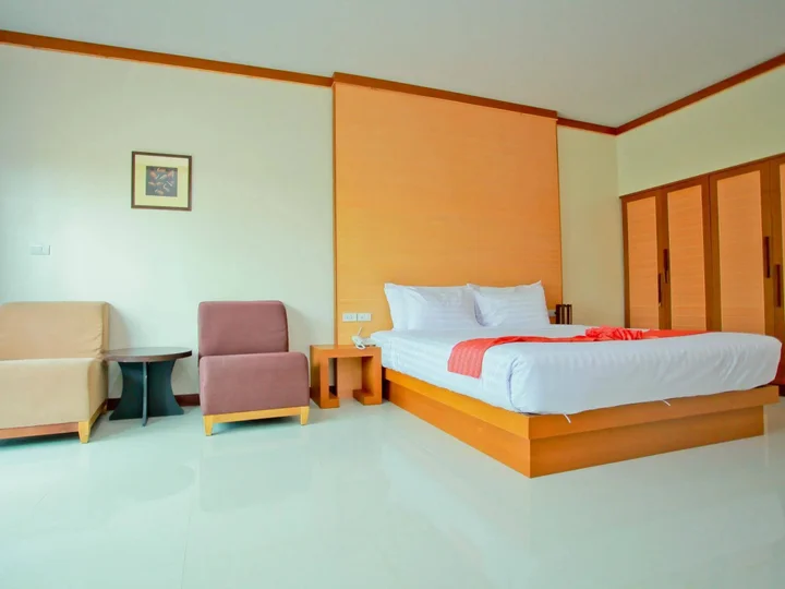 Пхитсанулок: Taman Resort