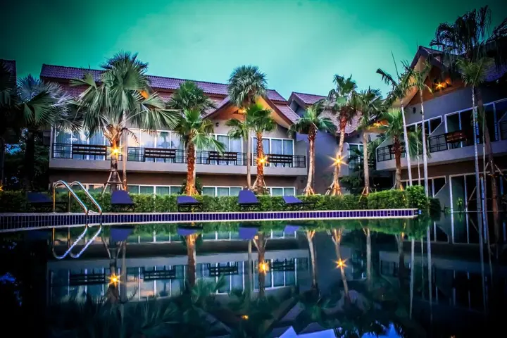 Пхитсанулок: Taman Resort