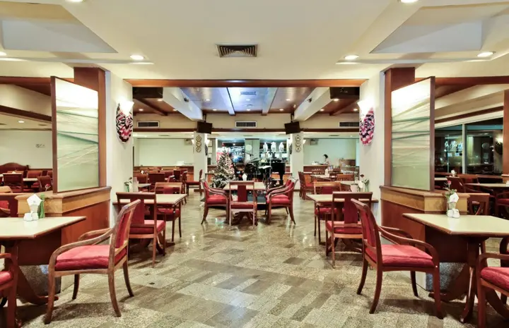 Удонтхани: Charoen Hotel