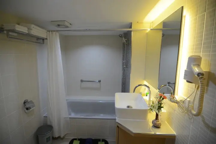 Удонтхани: Charoen Hotel