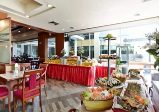 Удонтхани: Charoen Hotel