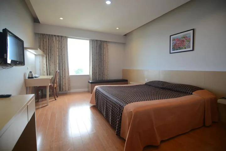 Удонтхани: Charoen Hotel