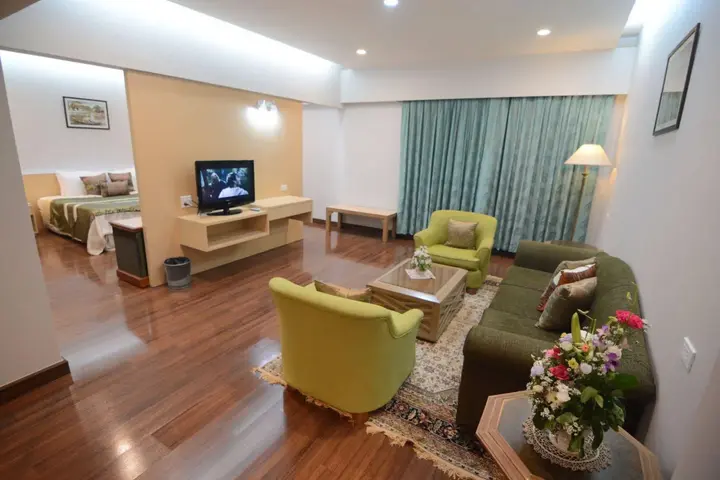 Удонтхани: Charoen Hotel