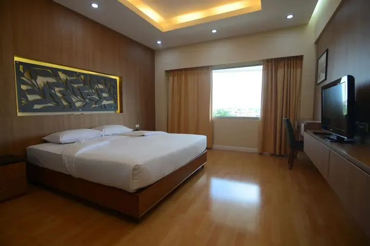 Удонтхани: Charoen Hotel