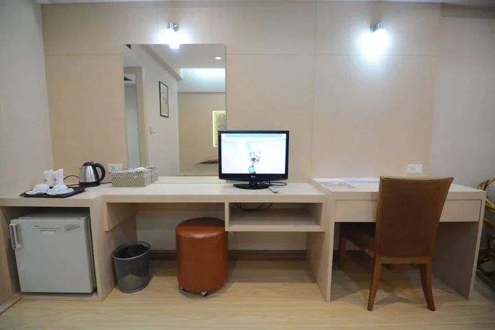 Удонтхани: Charoen Hotel