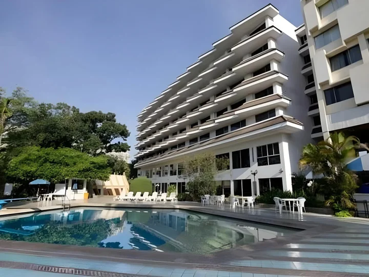 Удонтхани: Charoen Hotel