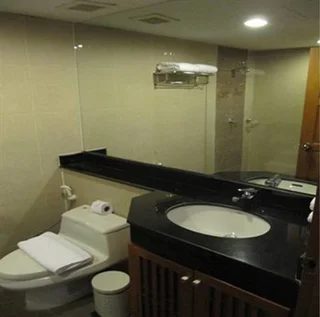 Бангкок: S.M. Grande Residence