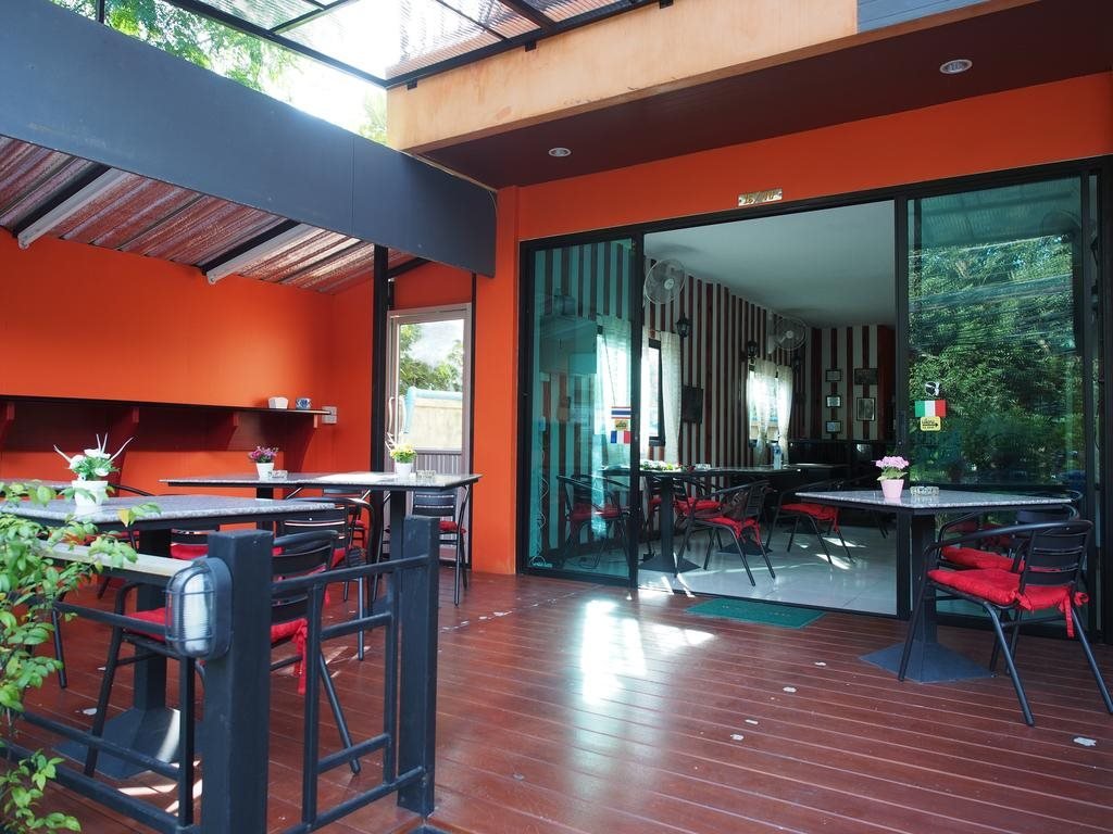 Муанг: Corsica Guesthouse