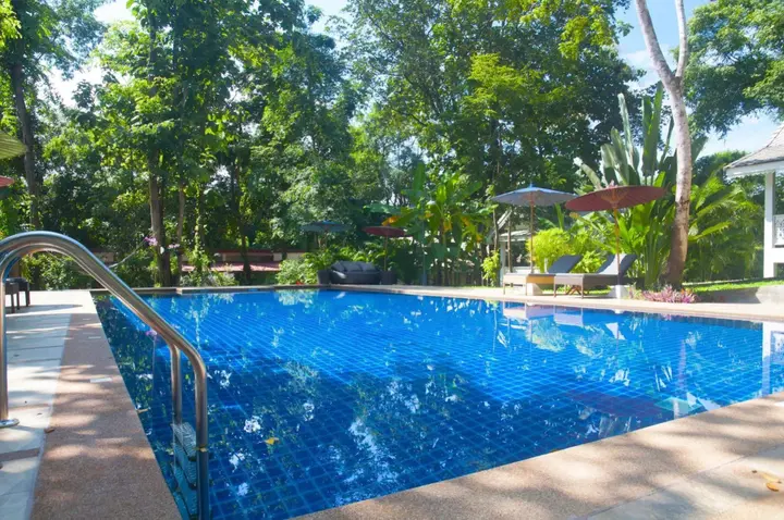 Маерим: Monoceros Resort