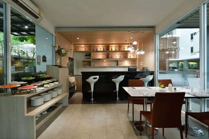 Бангкок: Hotel Amber Sukhumvit 85