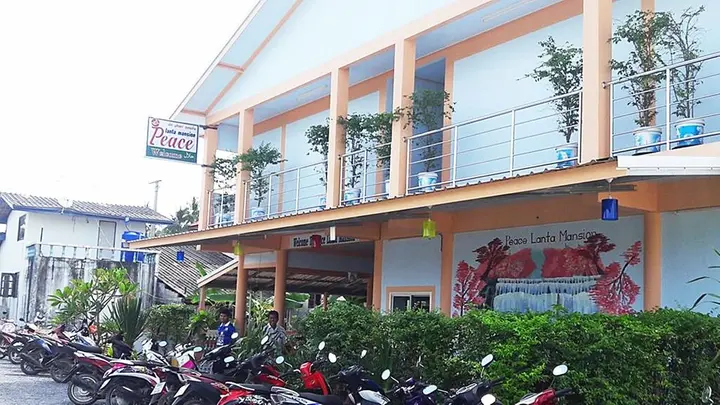 Ланта: Peace Lanta Mansion