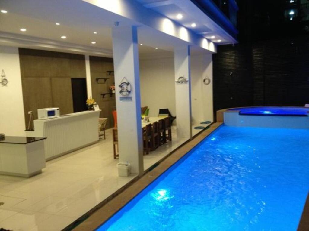 Пхукет: The Silk Hill Hotel