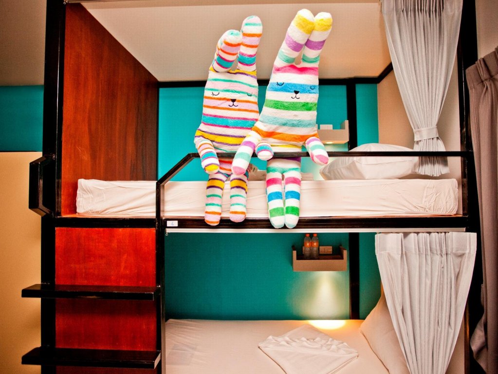 Муанг: OYO 501 At Night Hostel